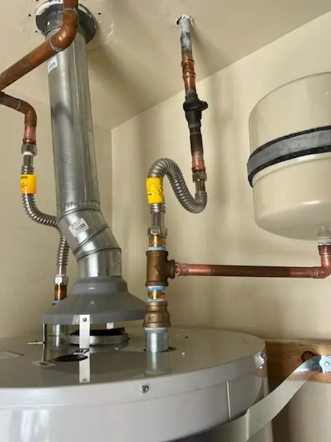 Water heater installation and plumbing repair in Glencrest
